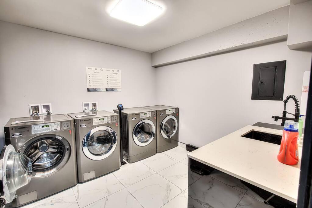 Ndg Dreams! New & Modern 3Br Easy City Life Montreal Exterior foto