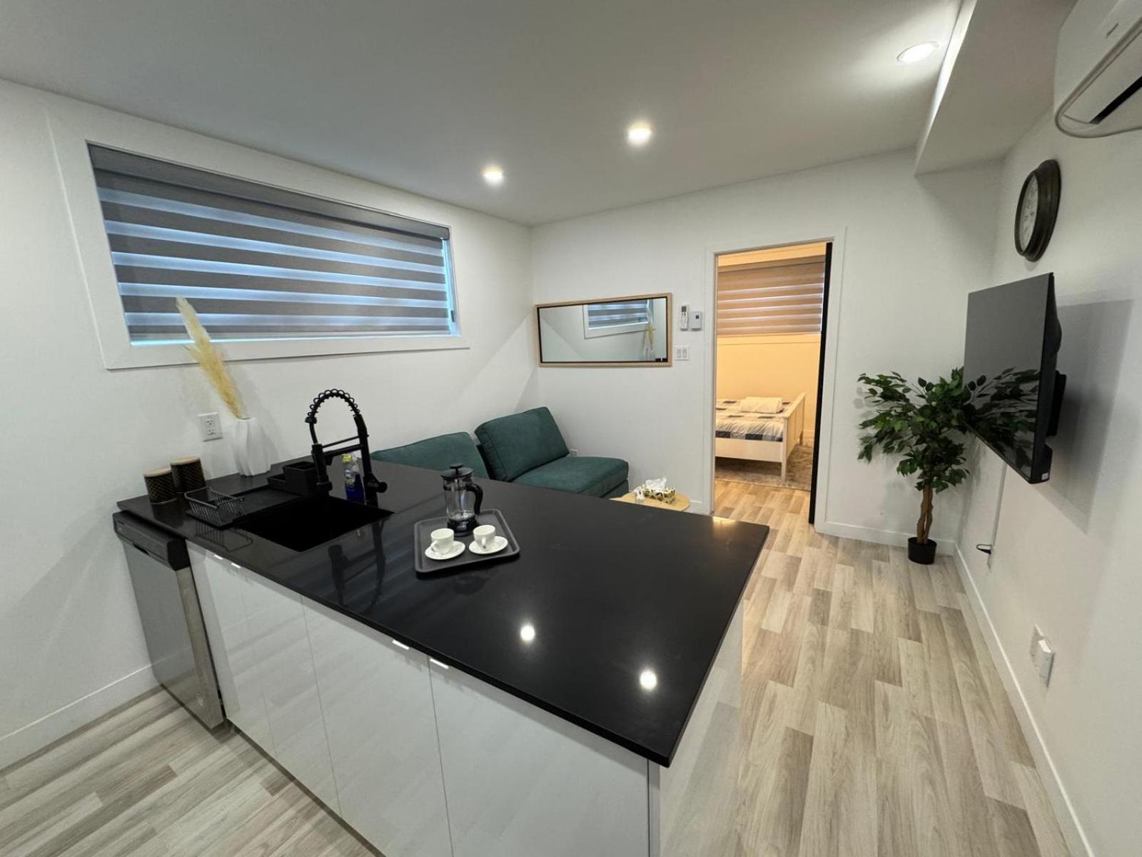 Ndg Dreams! New & Modern 3Br Easy City Life Montreal Exterior foto